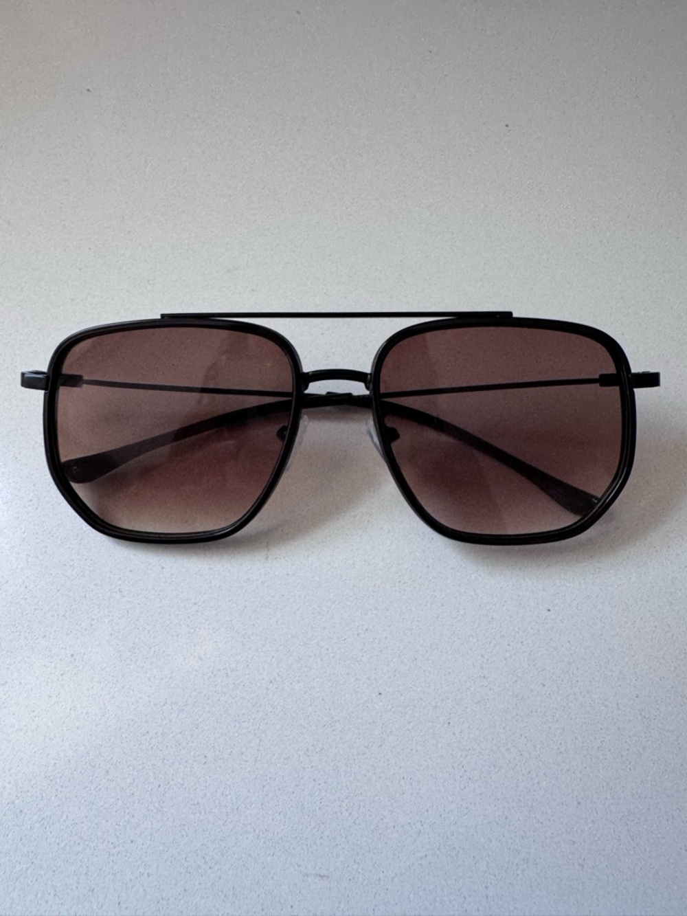 Black Aviator-Style Sunglasses with Brown Gradient Lenses